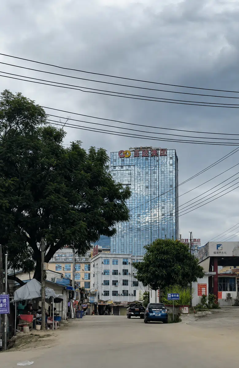 第五站｜老街和平纪念塔与中心商业区